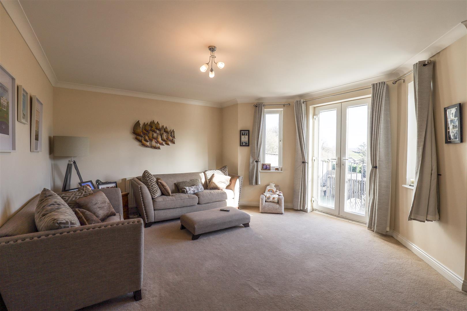 2 Talygarn Court, Talygarn Manor, Pontyclun, Rhondda Cynon Taff, CF72 9UH